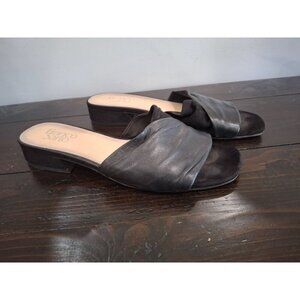 EUC Franco Sarto Frisco Black Leather Slide/Pre-owned, Sz. 8M
